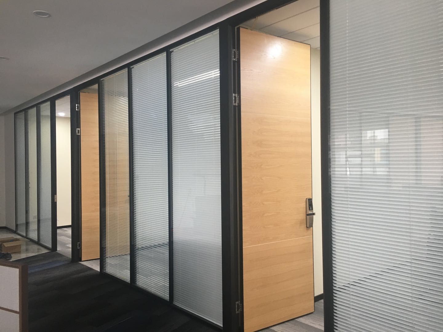 Office partition aluminum
